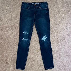 Size 6 American Eagle “The Dream Jean” Jegging